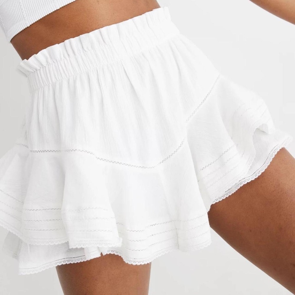 Aerie Elegant White Flowy summer SKORT